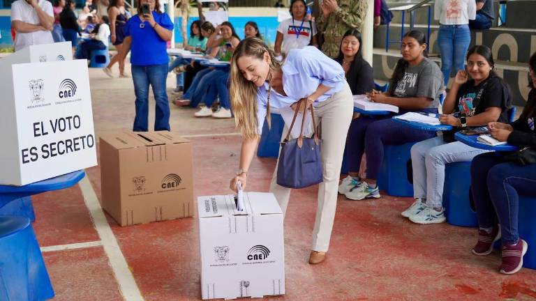 Andrea González sufragó en el norte de Guayaquil.
