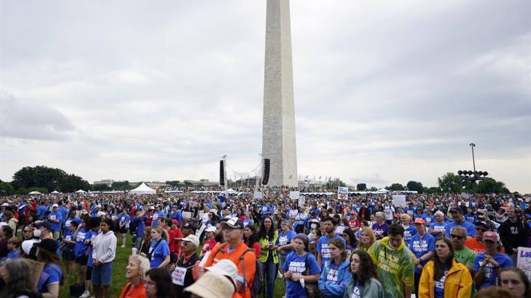 Marchas en cientos de ciudades de Estados Unidos piden un mayor control a las armas