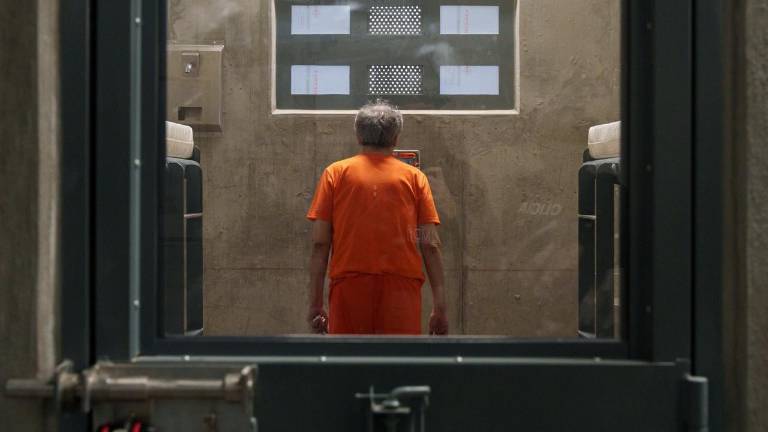 Microvistazo | Ministro da detalles sobre celda de Jorge Glas en la Cárcel del Encuentro