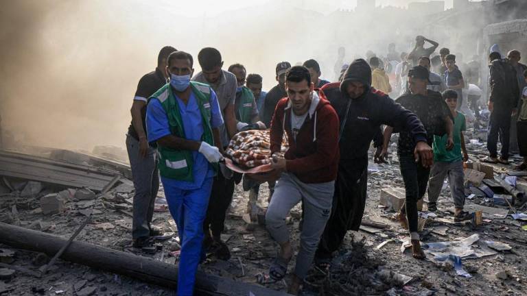 Israel rechaza un alto al fuego en Gaza, un mes después del inicio de la guerra con Hamás