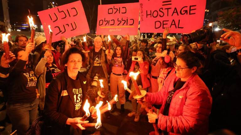 Así Hamás liberó a cuatro mujeres israelíes, secuestradas en 2023, a cambio de 200 detenidos palestinos