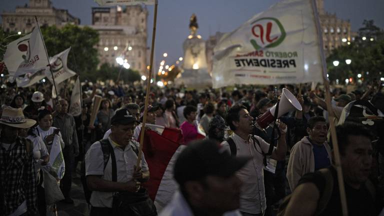 Partido de Roberto Sánchez convoca protestas ante el virtual triunfo electoral de Keiko Fujimori