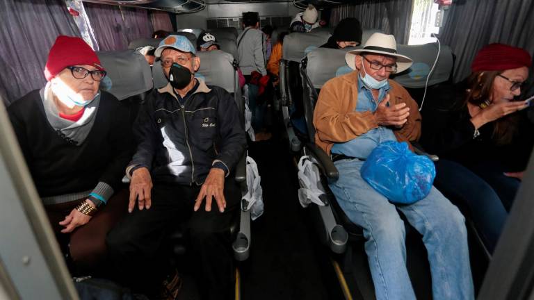 Casi 100 venezolanos regresan desde Ecuador en plan Vuelta a la Patria