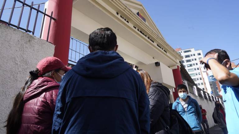 Así logró escapar el conductor acusado de violación contra una adolescente en el Colegio Dillon