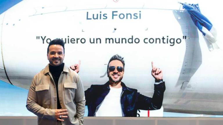 Luis Fonsi, así se llama el avión bautizado como el artista puertorriqueño