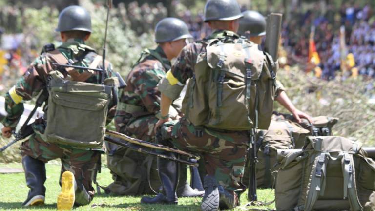 Las Fuerzas Armadas de Ecuador no descartan casos aislados de militares con nexos a bandas criminales