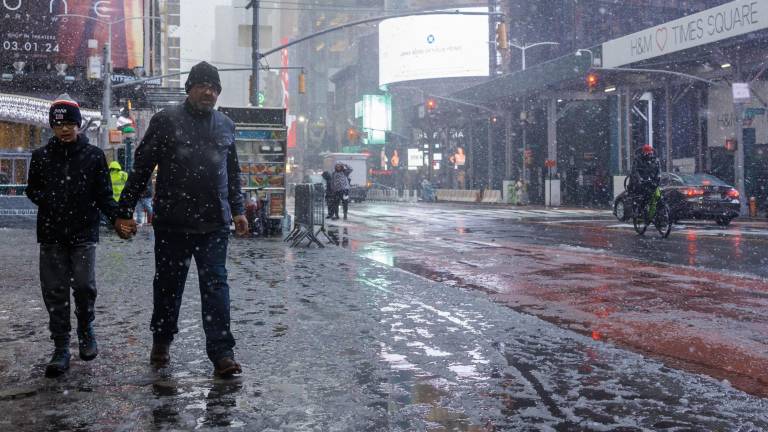 Una gran tormenta de nieve azota a Nueva York y el noreste de EE.UU.