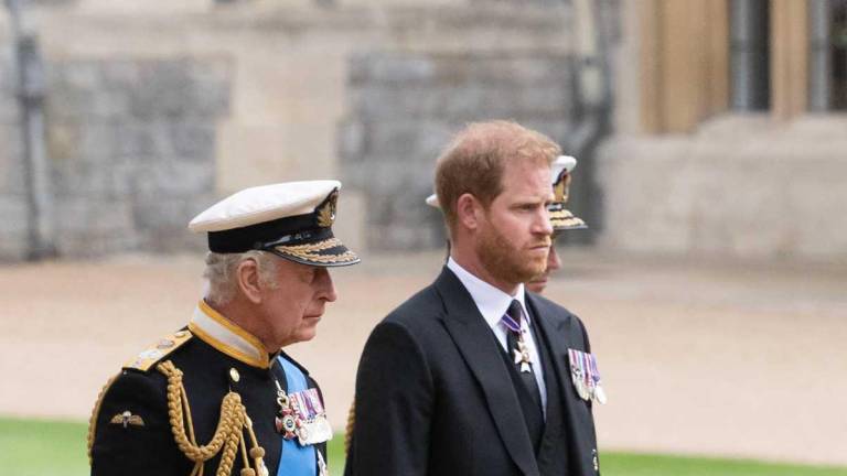 El príncipe Harry viajará al Reino Unido para visitar a Carlos III tras diagnóstico de cáncer