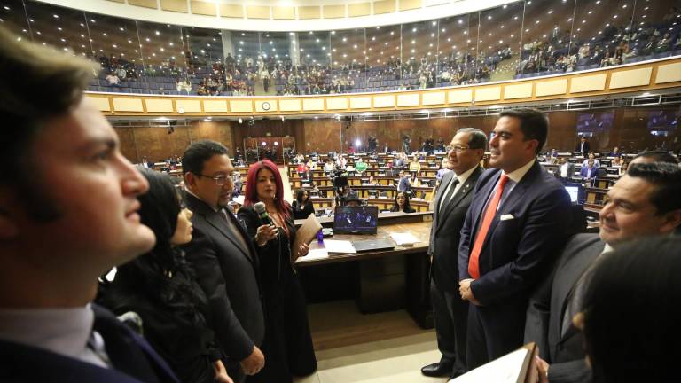 Asamblea Nacional eligió a sus nuevas autoridades y el oficialismo se convertirá en “oposición” dentro del Legislativo