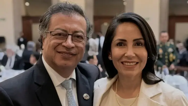 Detención de Luisa González por presunto lavado de activos genera reacciones de Rafael Correa, Gustavo Petro y otros