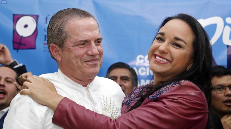 Ricardo Patiño y Gabriela Rivadeneira fueron veedores en las elecciones regionales de Venezuela