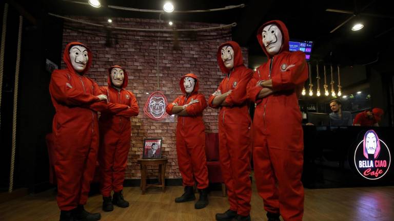 La casa de papel inspira un popular café en Pakistán