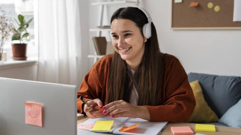 Gobierno ecuatoriano anuncia 1000 becas para maestrías virtuales: ¿cuáles son los requisitos?
