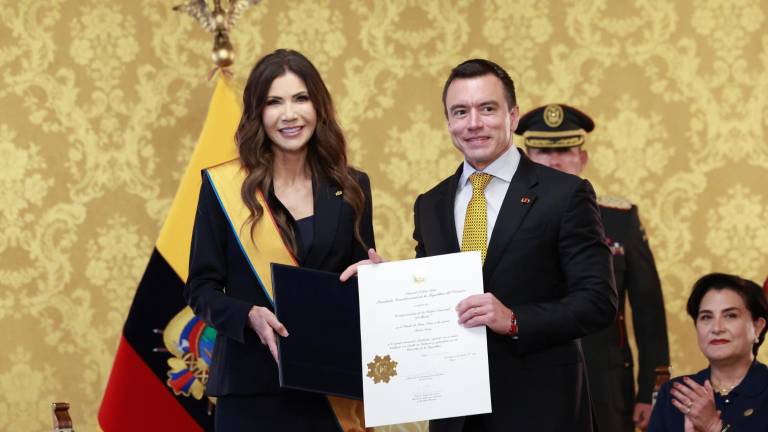 Microvistazo | Daniel Noboa condecoró a Kristi Noem, enviada especial de Estados Unidos