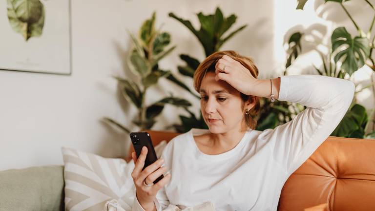 La doctora Kling afirma que las pacientes que atraviesan la menopausia, por lo general preguntan si su confusión mental es real.