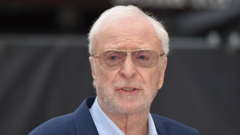 Michael Caine se retira del cine tras 70 años de carrera