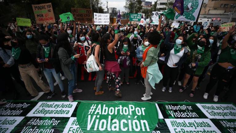 Menores víctimas de violación ya no necesitan autorización de terceros para abortar
