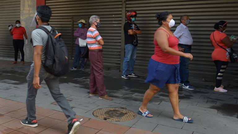 Cálculos presumen que el 92% de la población en Ecuador ya es inmune a la COVID-19; MSP investiga