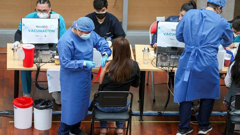 Ecuador alcanza los 519.386 casos de COVID-19, a medida que las muertes bajan