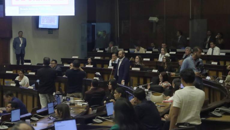 Asamblea aprueba ley urgente de Fortalecimiento y Sostenibilidad Crediticia de Noboa, sobre el IESS