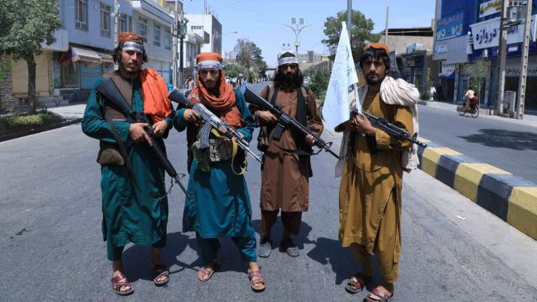 Miedo por la venganza de los talibanes: documento confidencial revela que van casa por casa