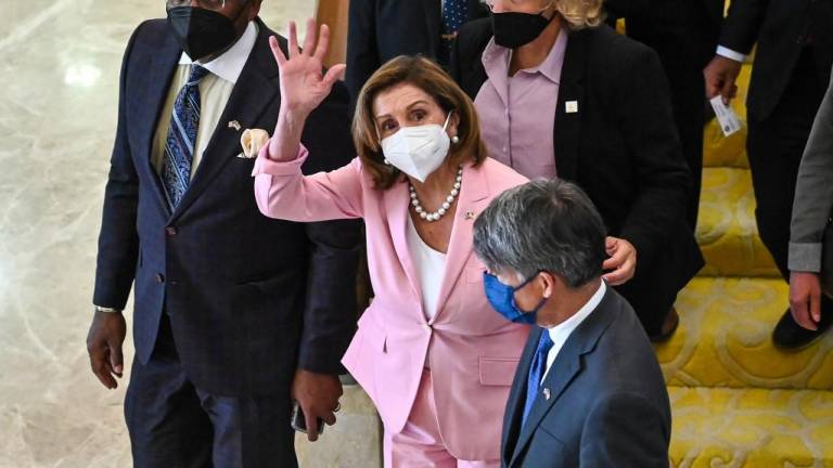 Nancy Pelosi aterriza en Taiwán y China lanza amenaza contra EE.UU.: quienes juegan con fuego, morirán quemados