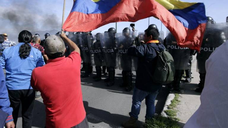 Protestas en Ecuador dejan pérdidas de 50 millones de dólares, según Gobierno