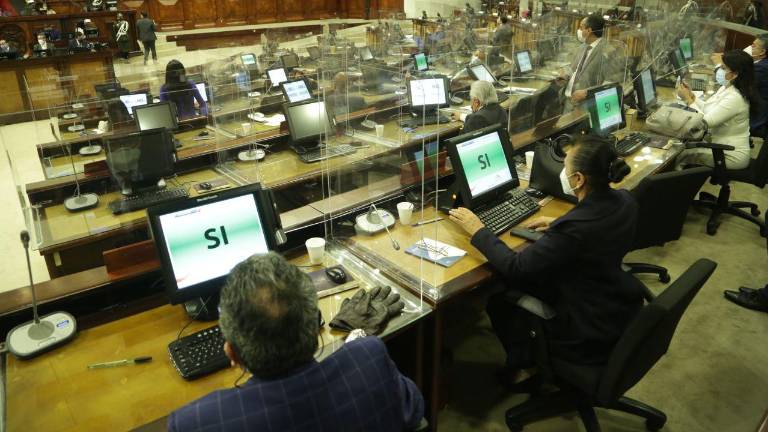 Por unanimidad: Asamblea llama a juicio político a Pablo Celi