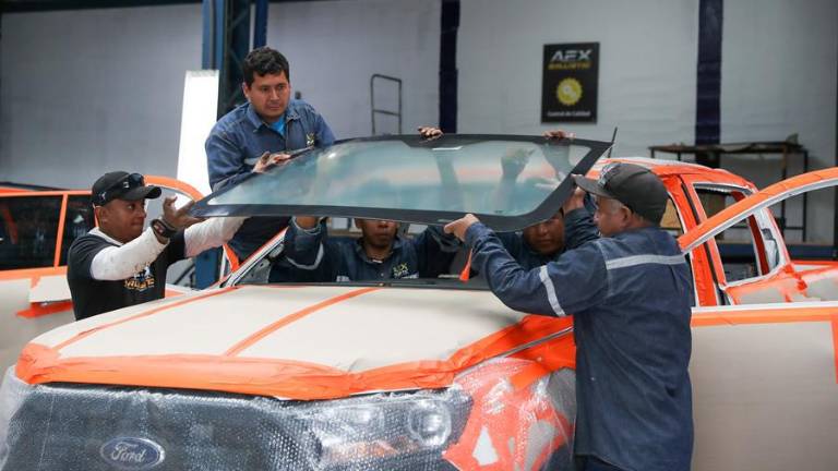 Ecuatorianos blindan ropa, casas y carros: así son las '​​Tank-Top' que utiliza Daniel Noboa y son las más vendidas