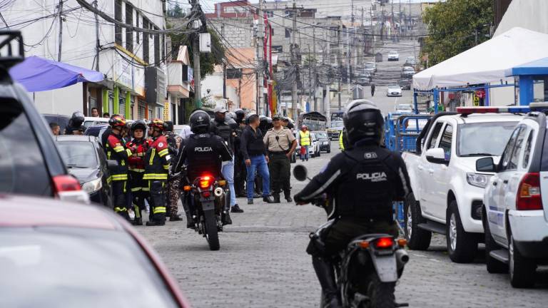 VIDEO | Amotinamientos en cárceles de Ecuador tras la fuga de Fito y traslado de Colón Pico: incendio y secuestro de guías penitenciarios