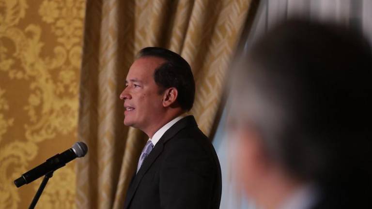 Ministro de Gobierno, Henry Cucalón, se refiere a nueva evidencia sobre presunta trama de corrupción en empresas públicas