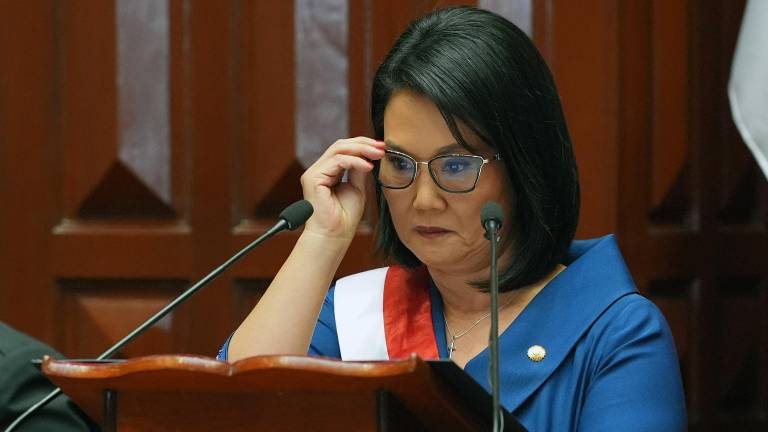 Keiko Fujimori anuncia mano dura en las escuelas: expulsiones por violencia y nuevas reglas de presentación