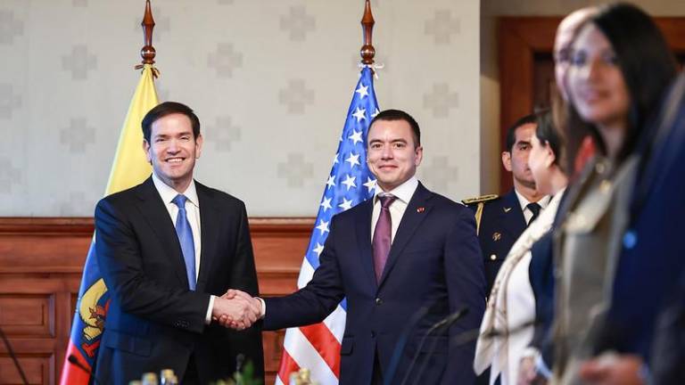 Riesgo país de Ecuador cae a 733 puntos, el más bajo en los últimos 3 años, tras respaldo de Marco Rubio