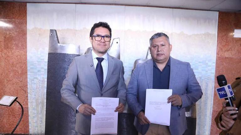 Los legisladores de Revolución Ciudadana, Héctor Rodríguez y Comps Córdova.