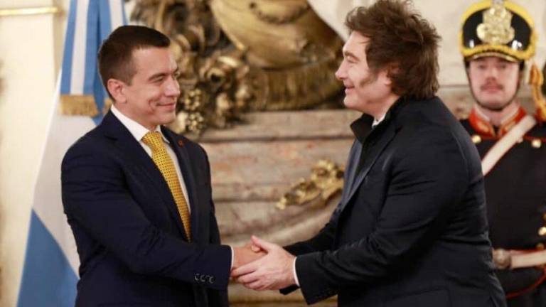 El presidente Daniel Noboa y su homólogo de Argentina, Javier Milei.