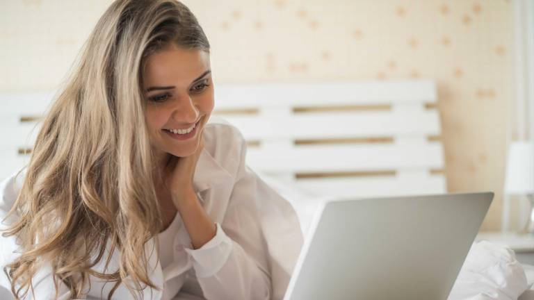 La nueva era de la belleza: desafíos actuales para la dermatología en redes sociales