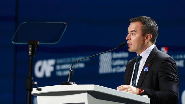 Daniel Noboa abandonó de forma anticipada el Foro Económico Internacional en Panamá.