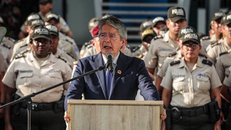 Lasso hace un pedido a la Corte Constitucional; Fiscalización aprueba nuevas pruebas en juicio político