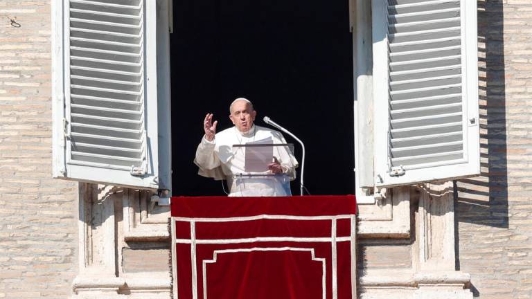 El Papa Francisco dice que la violencia contra las mujeres es un ultraje a Dios