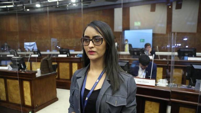 Asambleísta denuncia un intento de secuestro que sufrió en Quito, tras ser atacada por cinco individuos