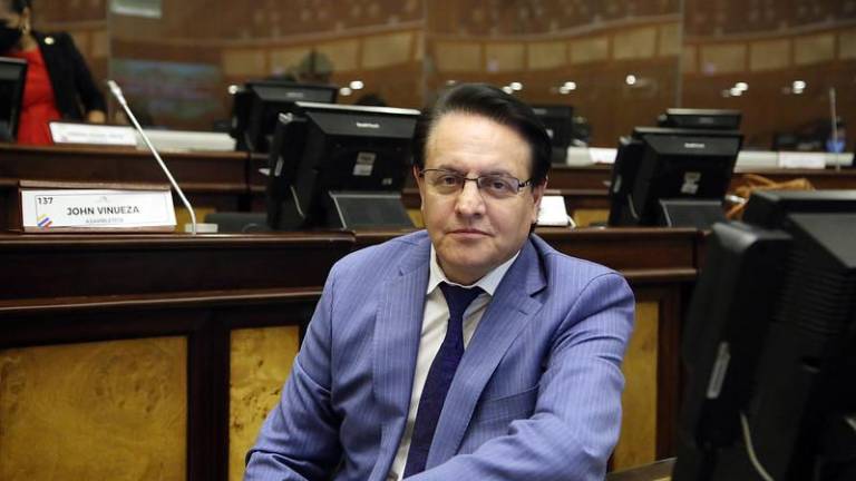 Pleno rechaza moción de bancada correísta para enjuiciamiento penal de Fernando Villavicencio
