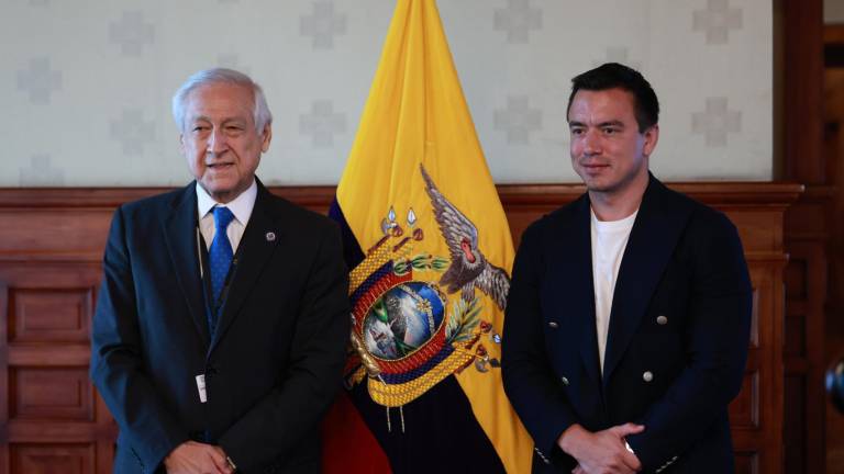 Daniel Noboa recibió al jefe de la misión de observación electoral de la OEA en el Palacio de Carondelet