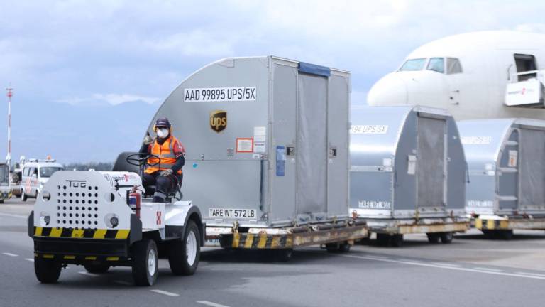 Ecuador recibe nuevo lote de Pfizer con 193.050 vacunas contra la covid-19