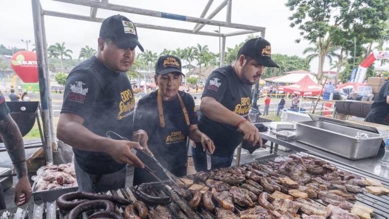 En la provincia se realizan distintos festivales que los ubican como la Parrilla del Ecuador. Varios actores forman parte del sector, desde emprendimientos hasta grandes empresas.