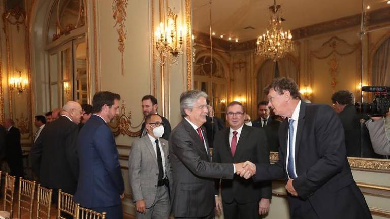Gobierno presenta portafolio de inversiones al sector empresarial argentino