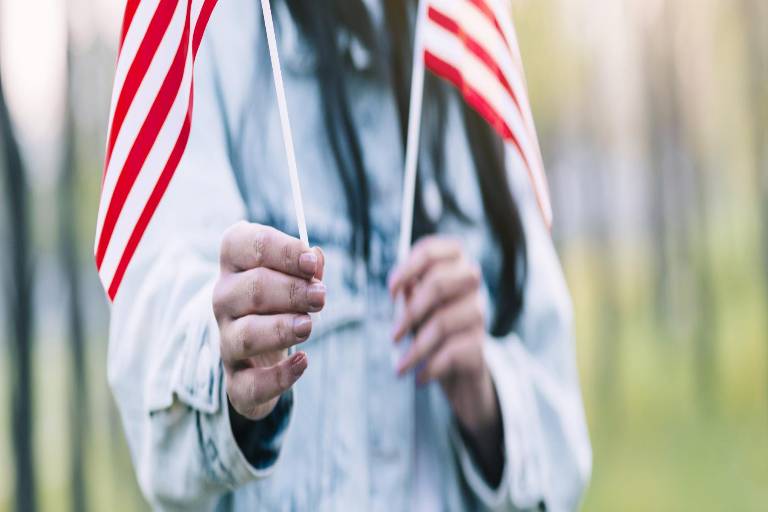 $!El nuevo temario incorpora preguntas más detalladas sobre la historia nacional, el funcionamiento de las instituciones y los símbolos del país.