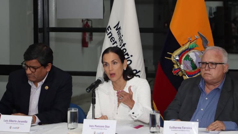 Inés Manzano justifica adjudicación del campo Sacha a Sinopetrol: 'Es una joya oxidada'