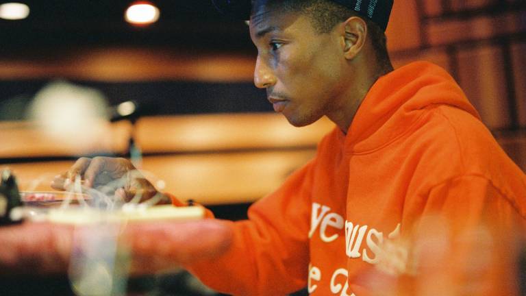 Jay-Z y Pharrell Williams cantan a los emprendedores afroamericanos