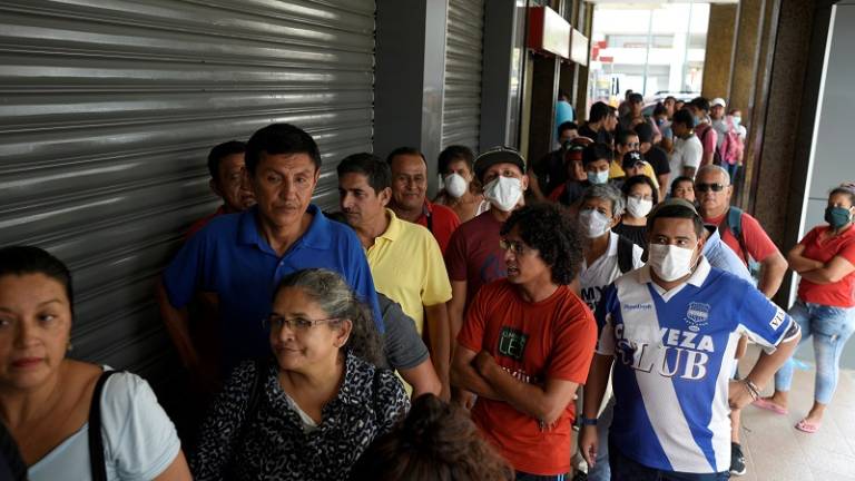 "Existe un contagio comunitario" en Ecuador: ¿Qué significa haber llegado a esa fase?