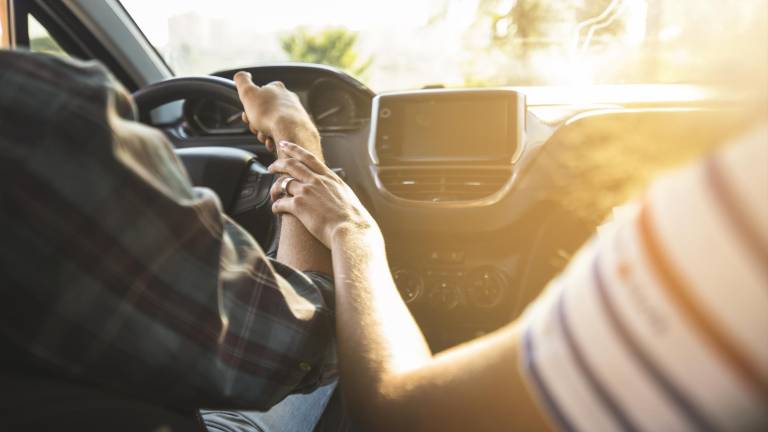 Licencia de conducir en Ecuador: ¿hay una edad máxima para renovarla en 2026?